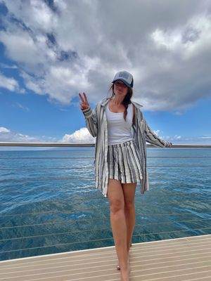 Image post by @jennaezarik on Instagram
