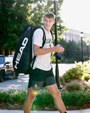 Image post by @baylormtennis on Instagram