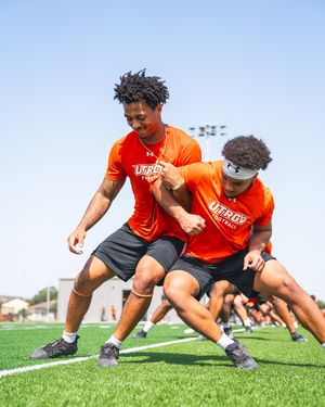 Image post by @utrgvfootball on Instagram