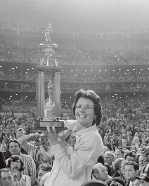 Image post by @sophiabush on Instagram