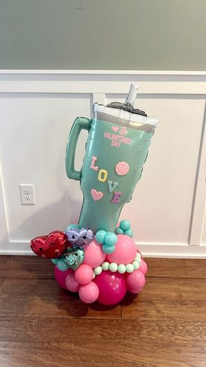 Video post by @balloons_by_victoria_dz on Instagram
