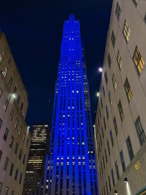 Image post by @rockefellercenter on Instagram