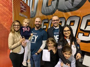 Image post by @UTEPHockeyClub on Twitter