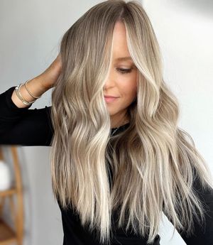 Image post by @behindthechair_com on Instagram