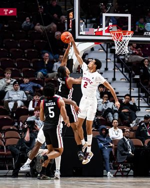 Image post by @tumbbhoops on Instagram