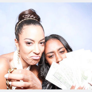 Image post by @angelarye on Instagram