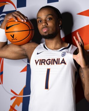 Image post by @uvamenshoops on Instagram