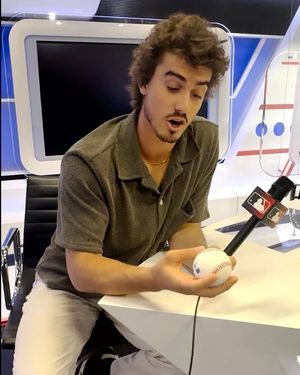 Image post by @pitchersnation on Instagram