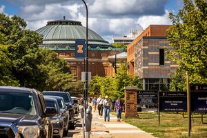 Image post by @illinois_alumni on Instagram
