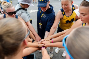 Image post by @umichrowing on Instagram