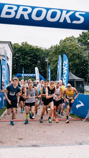 Video post by @brooksrunningde on Instagram