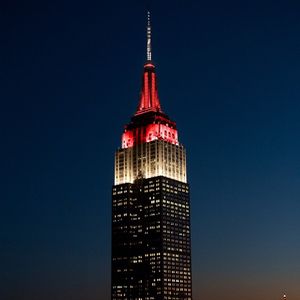Image post by @empirestatebldg on Instagram