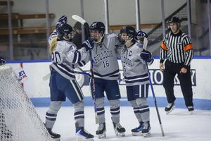Image post by @yalewhockey on Instagram