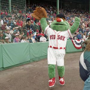 Image post by @wallyredsox on Instagram