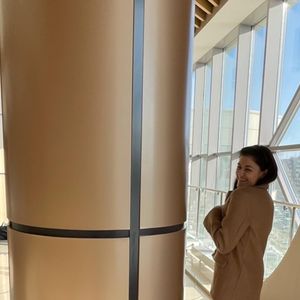 Image post by @zarinamunavarzadeh_official on Instagram