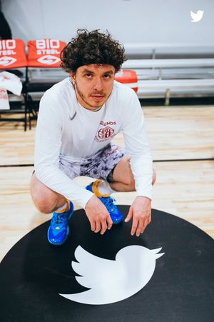 Image post by @theYariBlanco on Twitter