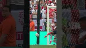 Video post by @foxsports on YouTube
