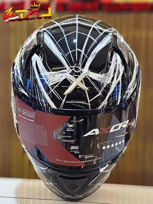 Image post by @taj_helmets on Instagram