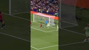 Video post by @FOX Soccer on YouTube