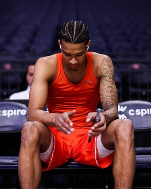 Image post by @auburnmbb on Instagram