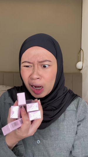 Video post by @hesfinatia on TikTok