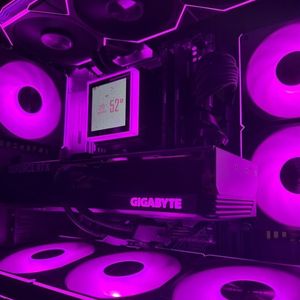 Image post by @microcenter on Instagram
