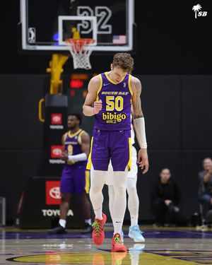 Image post by @southbaylakers on Instagram