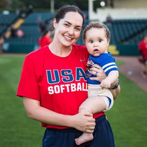 Image post by @USASoftball on Twitter