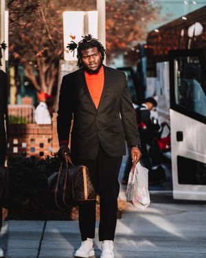 Image post by @__b99r on Instagram