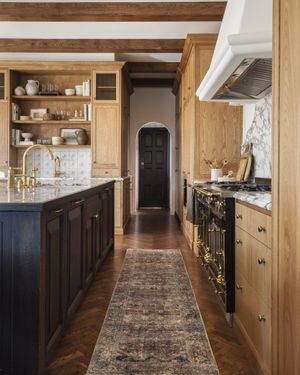 Image post by @shoppeamberinteriors on Instagram