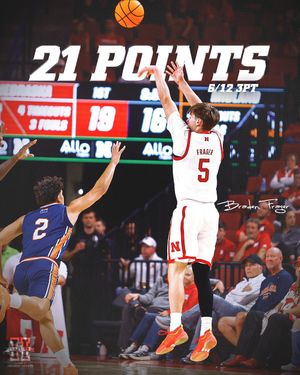 Image post by @hailvarsity on Instagram