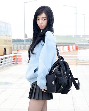 Image post by @ellemenhk on Instagram