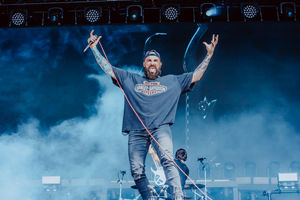 Image post by @rocksound on Instagram