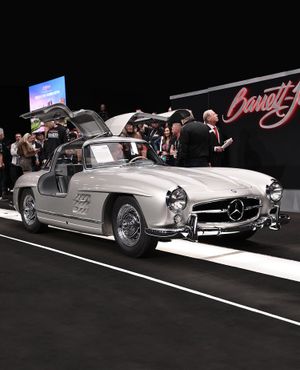 Video post by @barrettjacksontv on TikTok