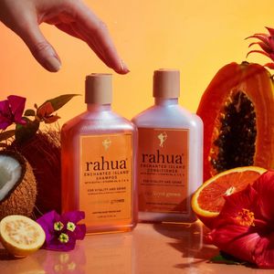 Video post by @RahuaBeauty on Facebook