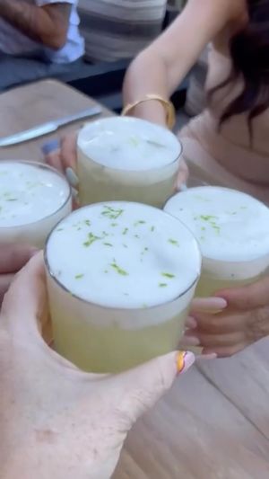 Video post by @lipsmackingfoodie on Instagram