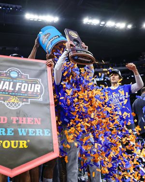 Image post by @gatorsmbk on Instagram
