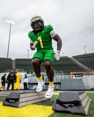 Image post by @__b99r on Instagram