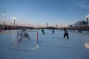 Image post by @hockeydaymn on Instagram