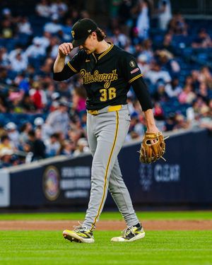 Image post by @Pirates on Twitter