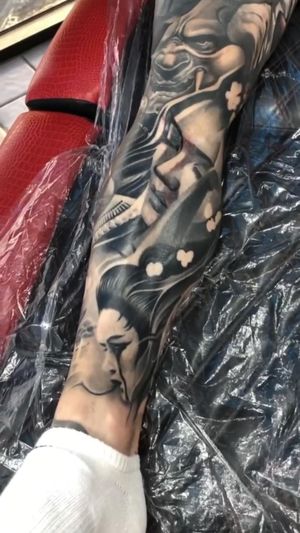 Video post by @skindesigntattoos on Instagram