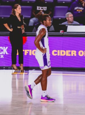 Image post by @ecuwbb on Instagram