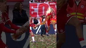 Video post by @fcbayern on YouTube
