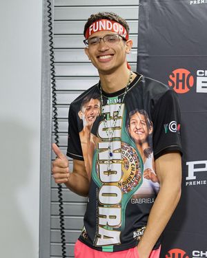Image post by @showtimeboxing on Instagram