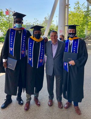 Image post by @sfbkmbb on Twitter