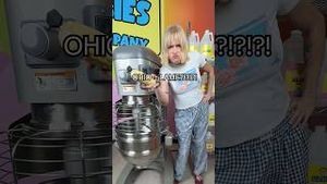 Video post by @peachybbies on YouTube