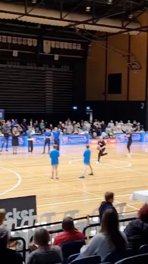 Video post by @bendigobraves on Facebook