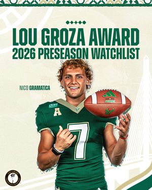 Image post by @usffootball on Instagram