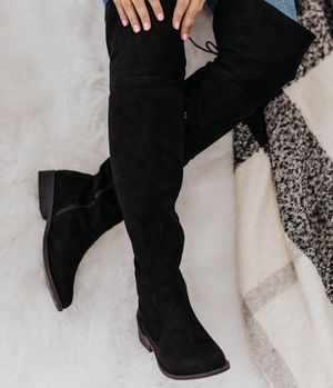 Image post by @shopfillyflair on Instagram