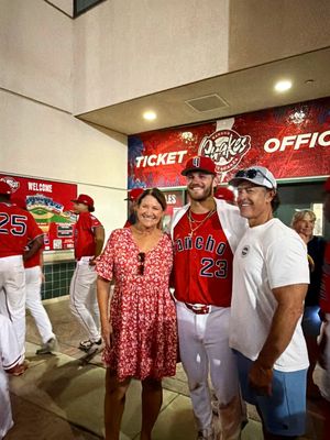 Image post by @rcquakes on Instagram